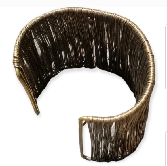 MODERNIST STYLE BRASS WIRE WRAPPED STATEMENT CUFF BRACELET - Picture 3 of 4